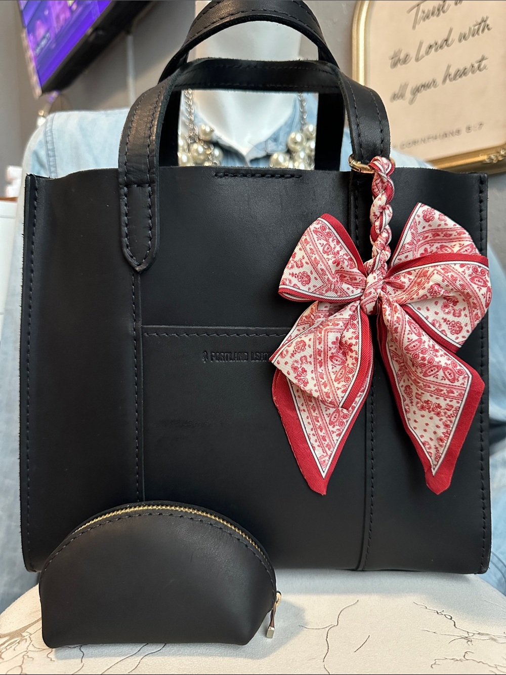 PLG Lola snap Crossbody bag, taco, zip pouch